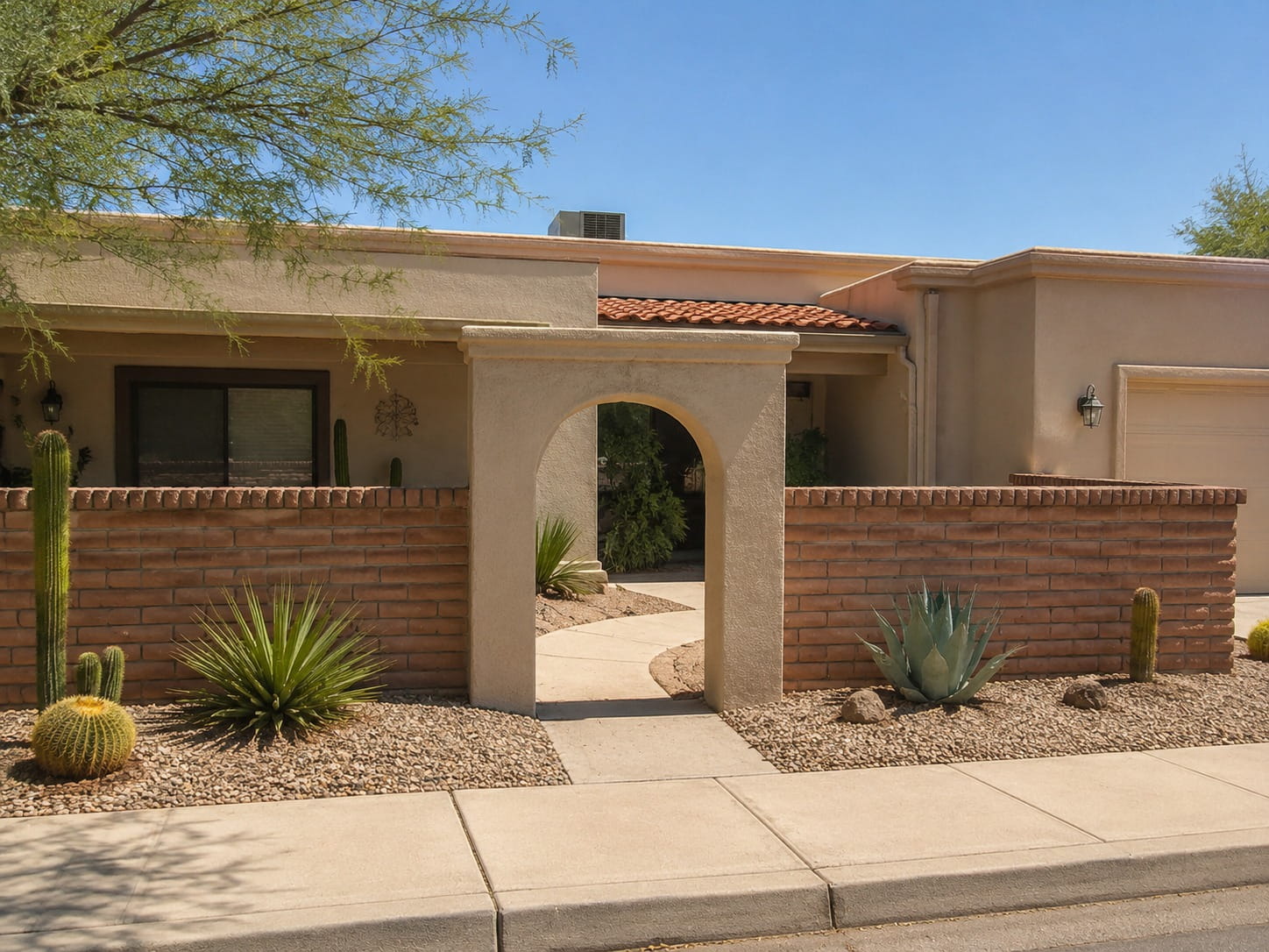 Tucson stucco painting
